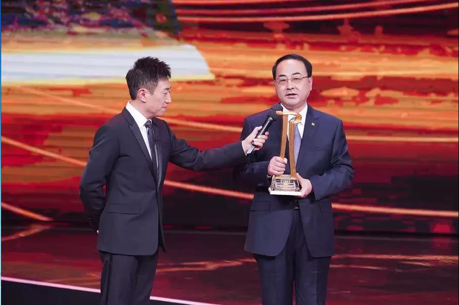 “2019中国品牌强国盛典”十大年度榜样品牌重磅发布，中国中车位居榜首！