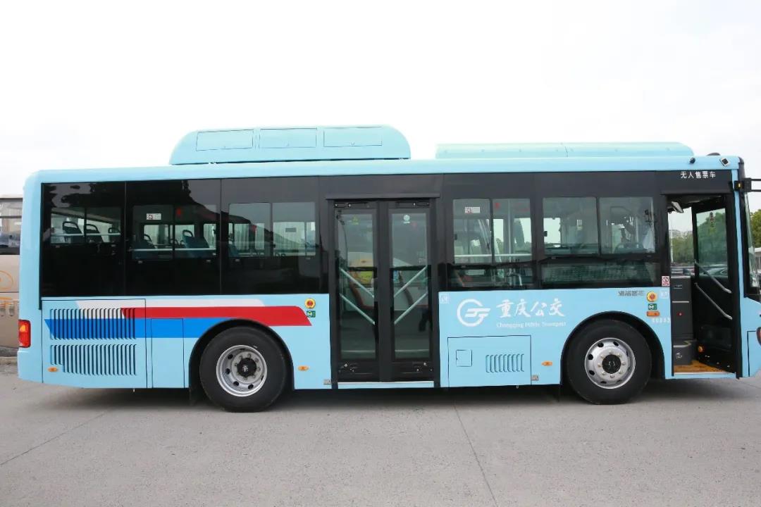 五星服务、清洁环保，199辆苏州金龙海格天然气公交陆续奔赴重庆