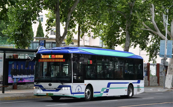 400台纯电动客车投运泉城，比亚迪携手济南公交打造绿色出行新名片