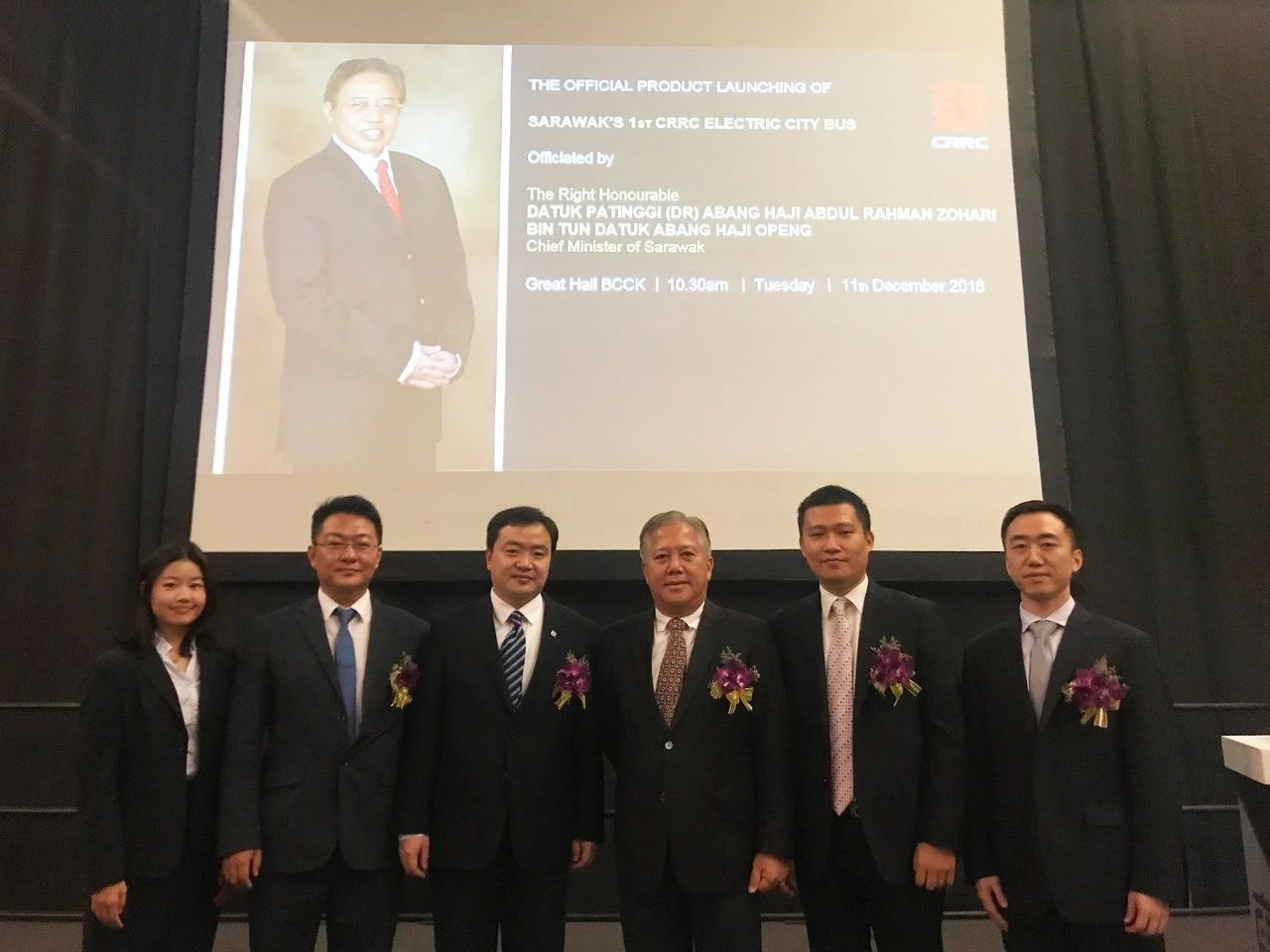 中车电动巴士开进马来西亚啦，感受一下热带风光！