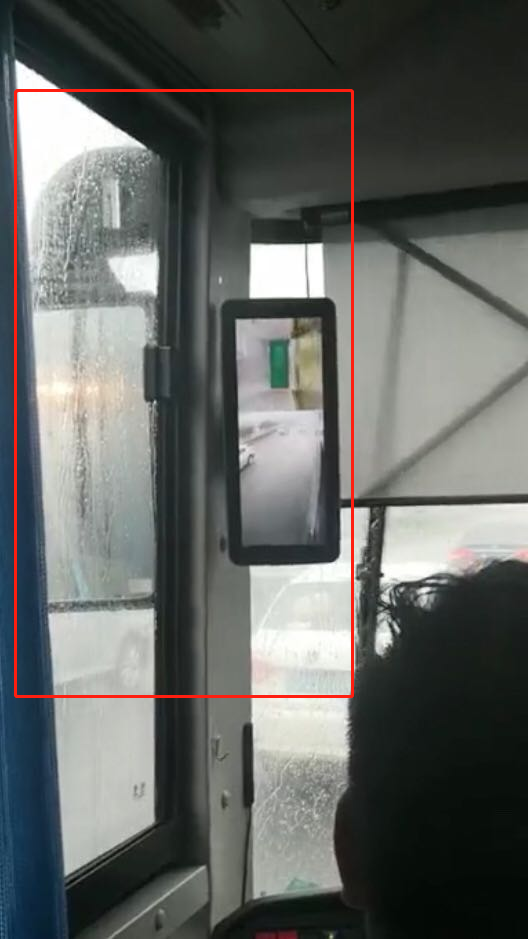 融盛黑科技电子后视镜，无盲区保障哈尔滨公交运营