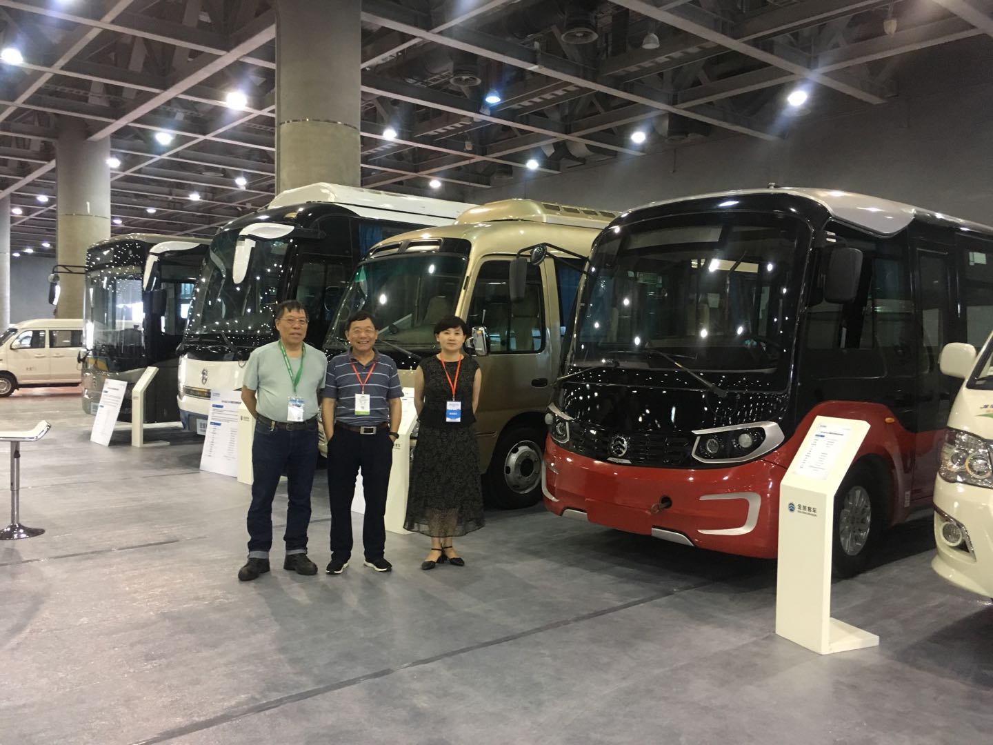 中国土木工程学会公交分会率团出席2019广州国际新能源智能车展