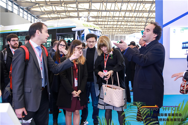 乌拉圭参观团出席CIB EXPO2019 并走访多家代表展商