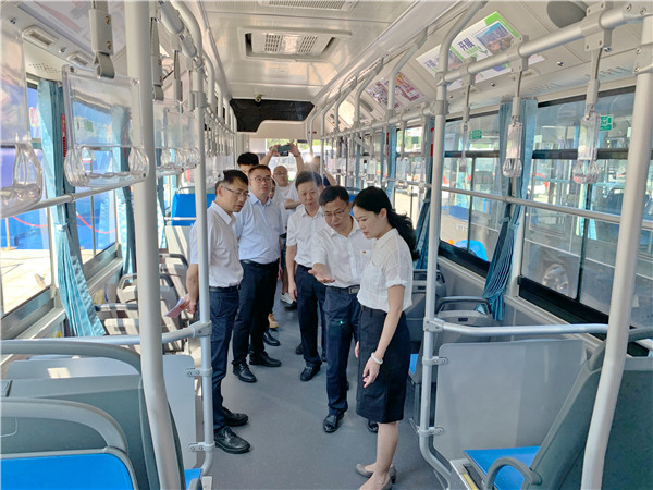 开创公交运营新模式，金龙客车“地铁巴士”交付宁德 