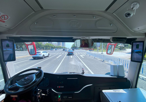 助力智慧交通出行，安凯客车荣膺“2020智能驾驶客车之王”