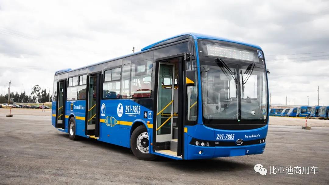 470台！比亚迪交付哥伦比亚最大纯电动巴士车队