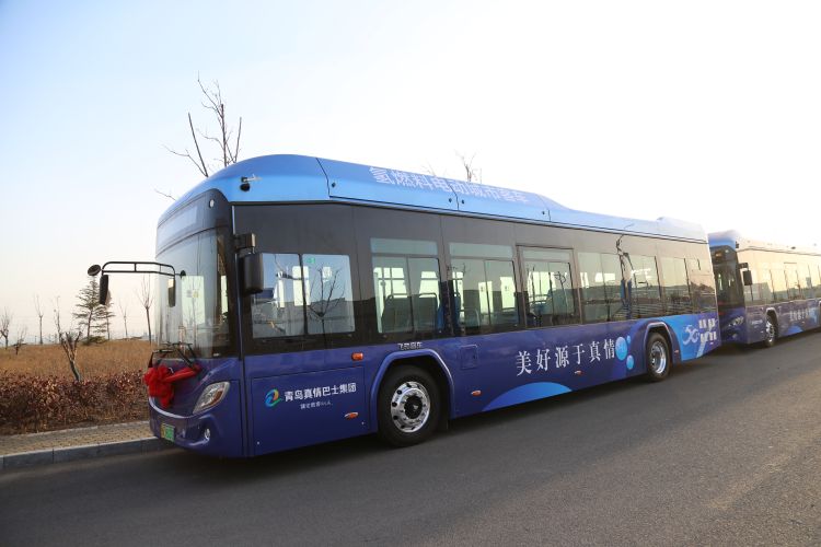 首条氢能公交线已开通 青岛距“东方氢岛”还有多远？