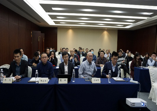 “重卡换电模式创新与前景展望”论坛在苏州成功举办