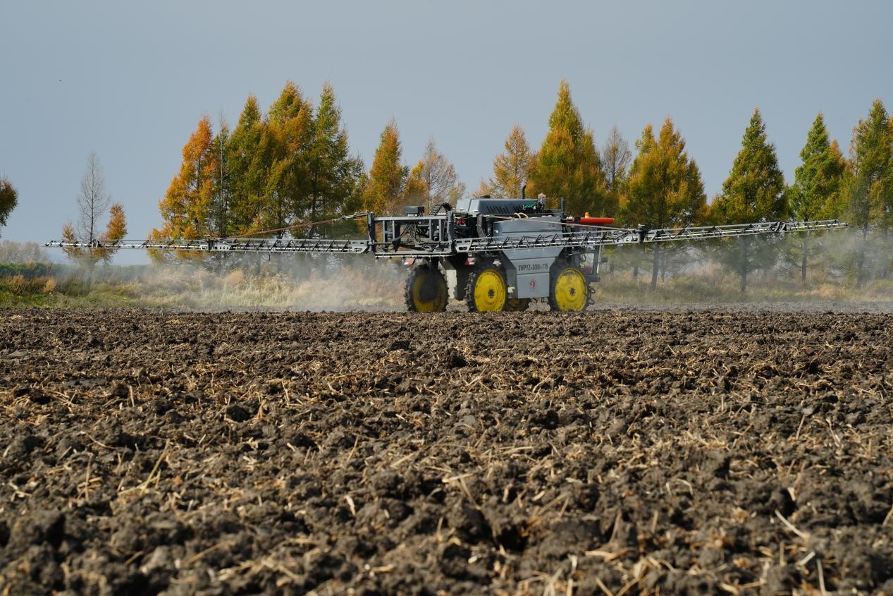 无人农机正在农业场景中快速发展