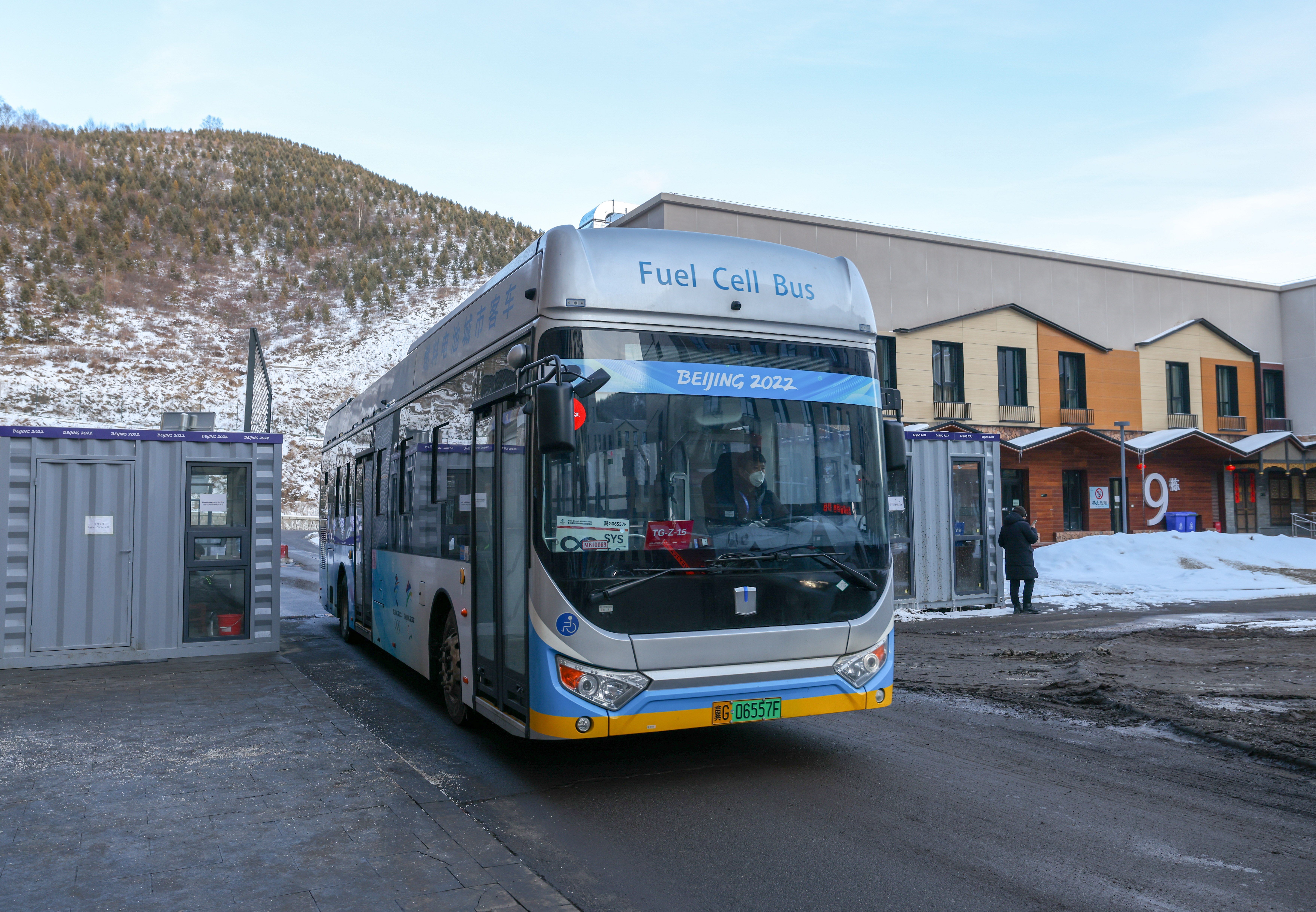 共享冰雪盛会，吉利星际氢燃料客车的冬奥赛区服务之旅