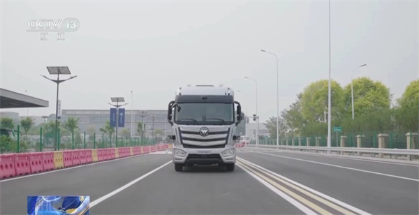 从北京到天津，自动驾驶氢能重卡一路“靠自己”！
